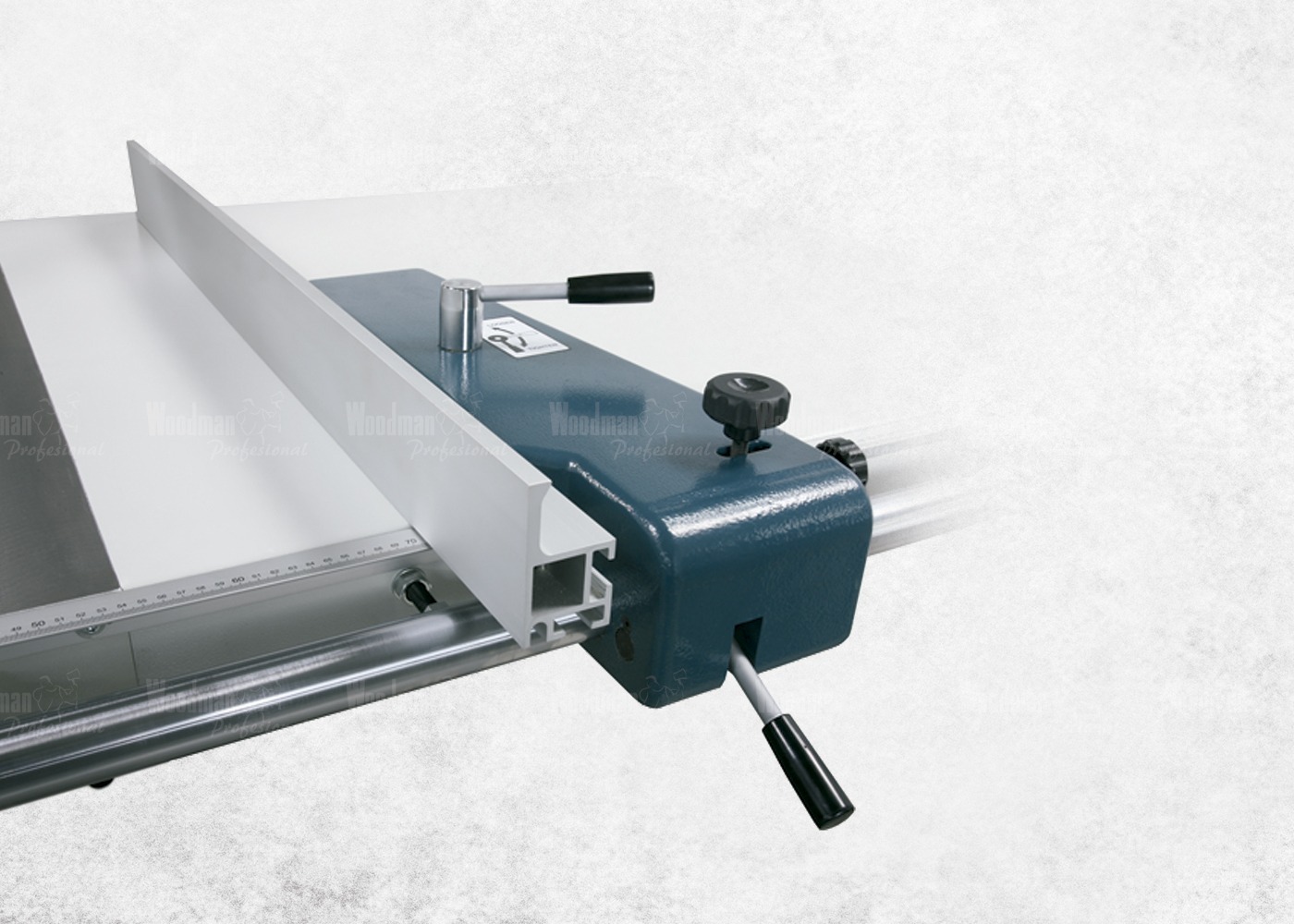 ESQUADREJADORA D-300M