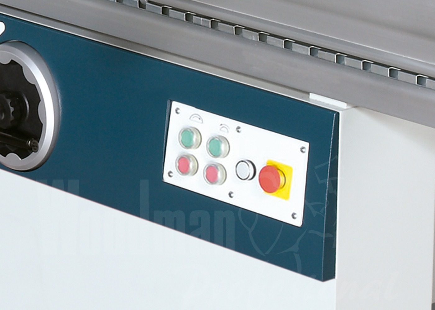 ESQUADREJADORA D-400M